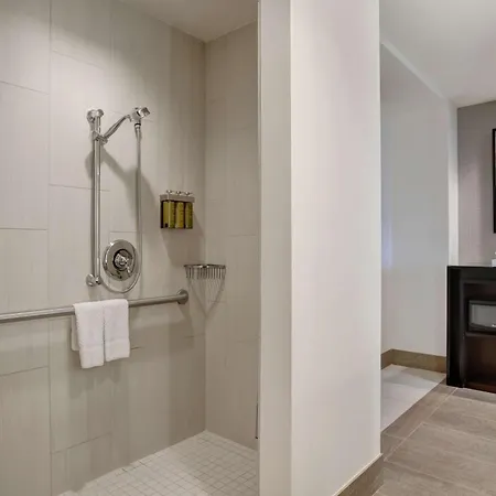 Hotel Hilton Dallas/Plano Granite Park Esterno foto
