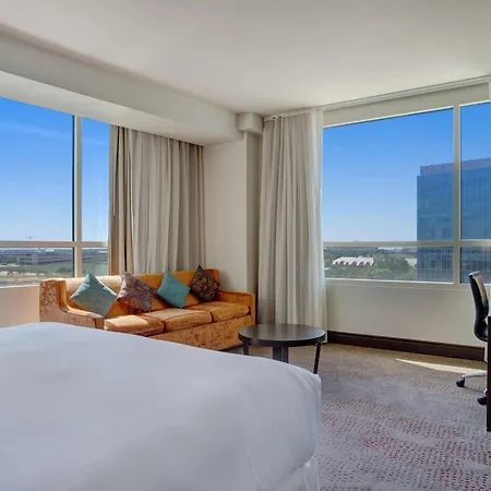 Hotel Hilton Dallas/Plano Granite Park Esterno foto